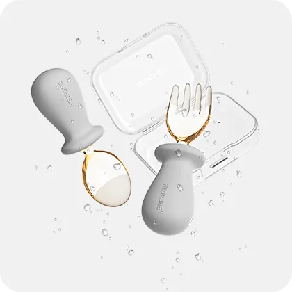 قاشق و چنگال کوچک نوزاد هی اور شی He or she